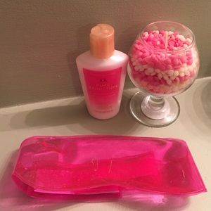 Victoria Secret Bundle!