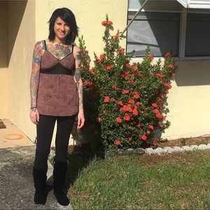 Meet your Posher, Hilary