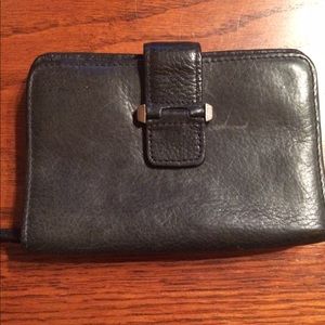 Leather wallet lots of card holders!