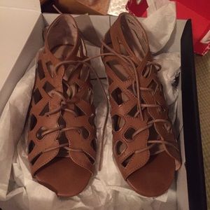 JUST FAB lace up Tan Wedges used size 6M