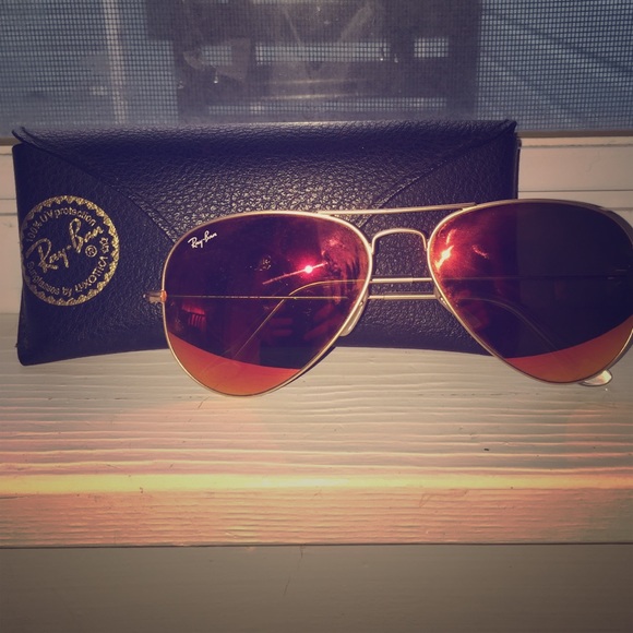 RAY BANS