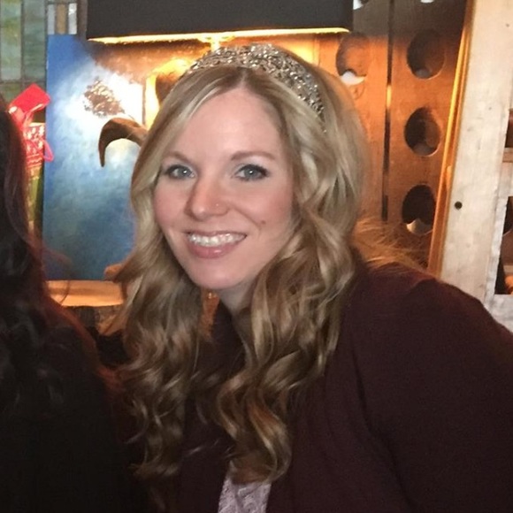 Meet your Posher, Gina