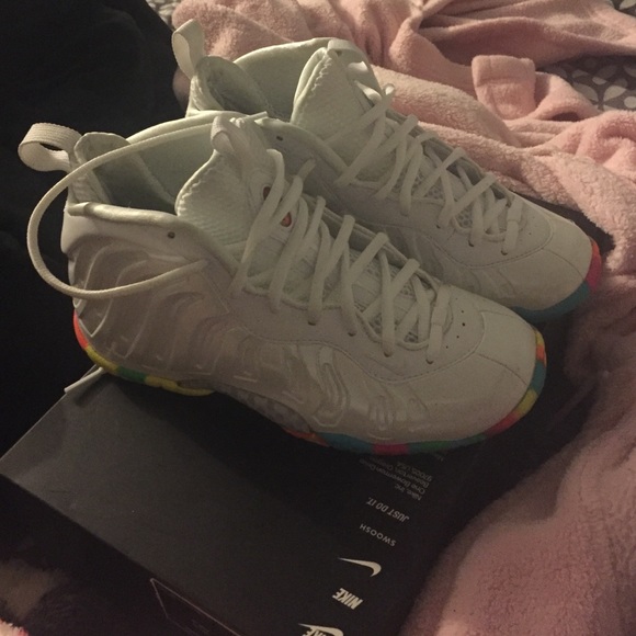 Fruity pebbles posite