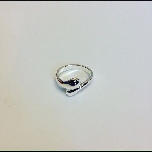 Jewelry - Silver teardrop ring Jewelry - Silver teardrop ring