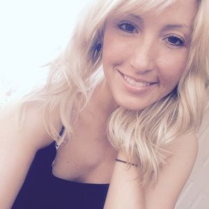 Meet your Posher, Lori