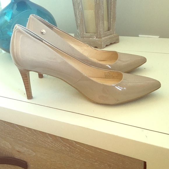 Tan heels