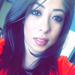 Meet your Posher, Karina