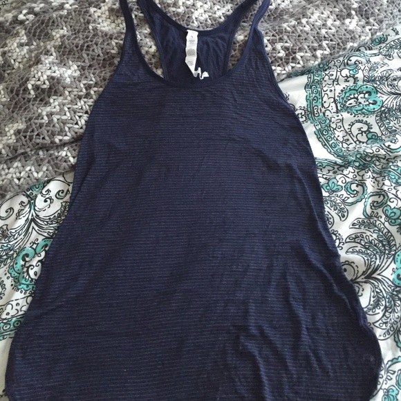 Lululemon navy tank