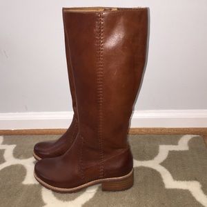 Sofft brown riding boots