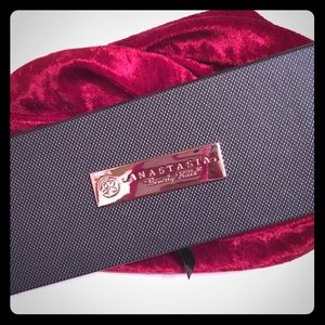 Anastasia Beverly Hills Self Made Palette