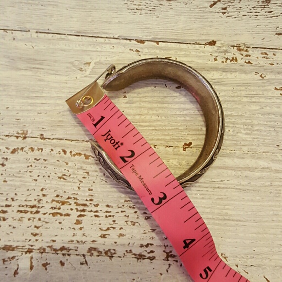 Metal Adjustable Bangle - Picture 3 of 3