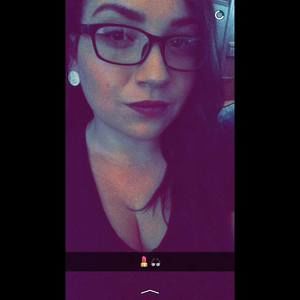 Meet your Posher, Alma