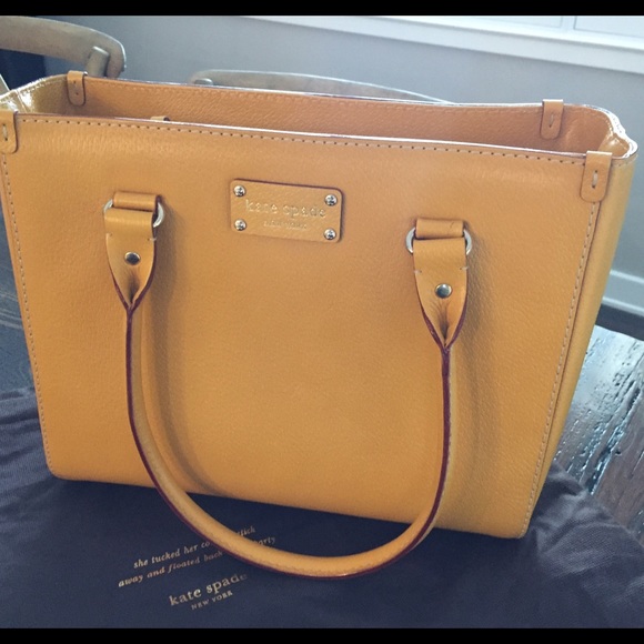 kate spade Handbags - Kate Spade Quinn Tote Bag