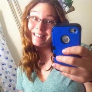 Meet your Posher, Crystal