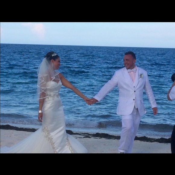 Follow Me and I'll Follow You! - Picture 4 of 4