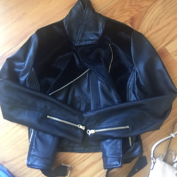 NWOT black fur leather jacket - Picture 2 of 3