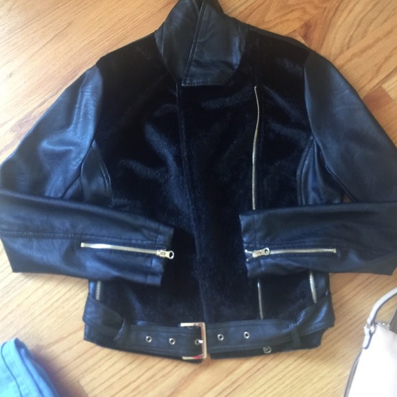 NWOT black fur leather jacket - Picture 3 of 3