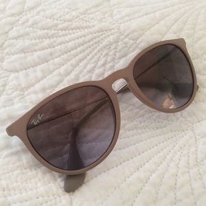 Authentic rayban Erika classic sunglasses