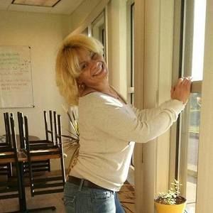 Meet your Posher, Nilda