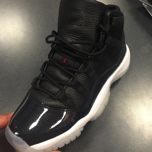 ✨SOLD✨ JORDAN 11 72-10