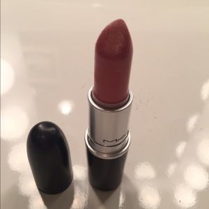 Mac LE lipstick in Festivity Frost