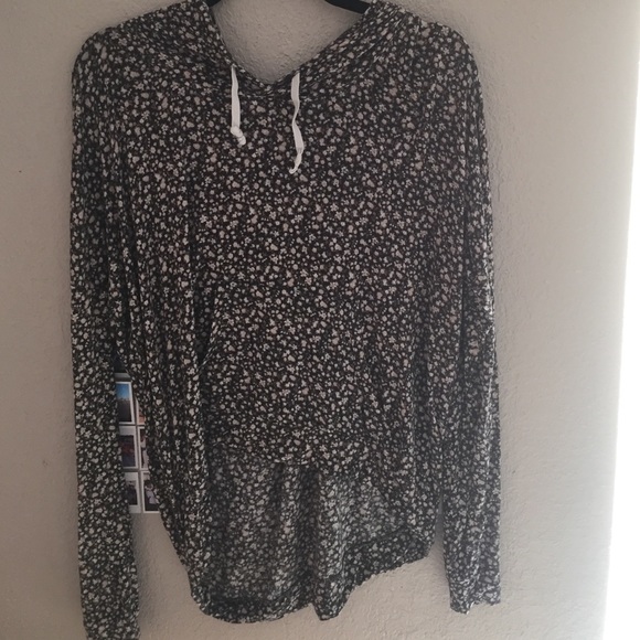 BRANDY MELVILLE Floral Hoodie