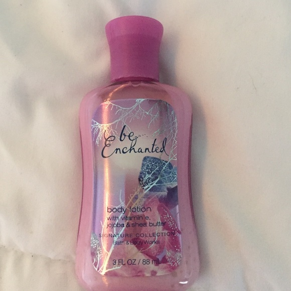 Bath and body works lotion - Picture 2 of 4
