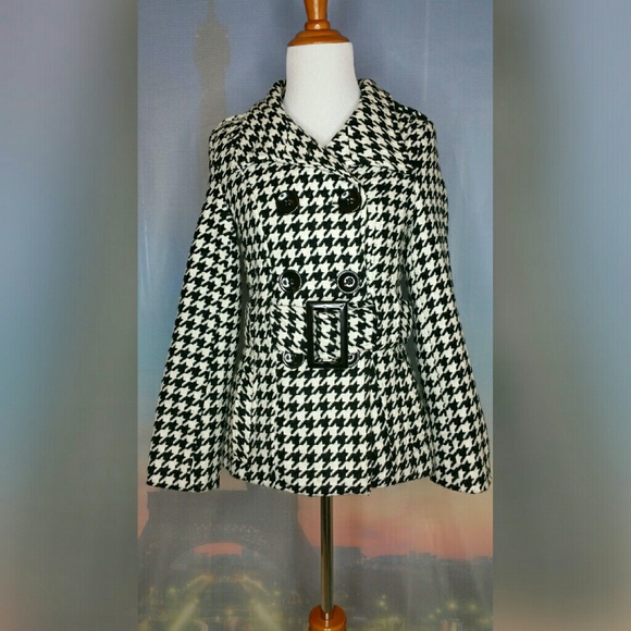 HOUNDSTOOTH BELTED PEACOAT