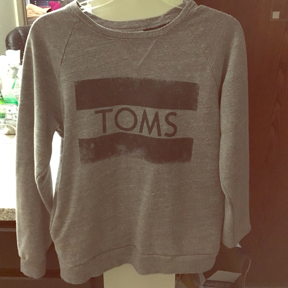 Toms sweatshirt
