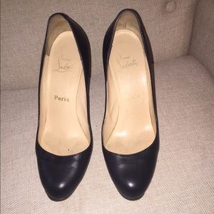 Black Christian Louboutin calf leather pumps