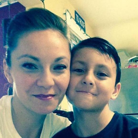 Meet your Posher, Sarah - Picture 1 of 1