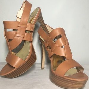 Marc fisher size 6 brown heels