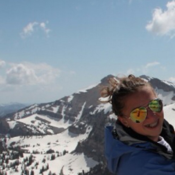 Meet your Posher, Lilly