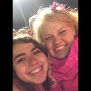 Meet your Posher, Kaylie