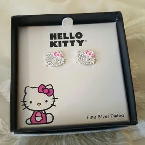 Hello kitty sterling silver  plates earrings
