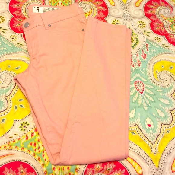 Light pink skinny jeans