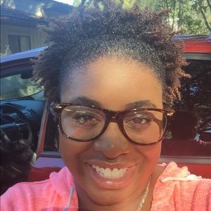 Meet your Posher, Jillian