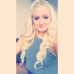 Meet your Posher, Ashley