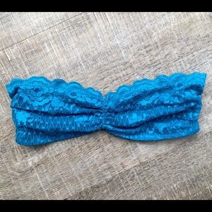 Strapless Lacey bandeau