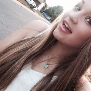 Meet your Posher, Ellie