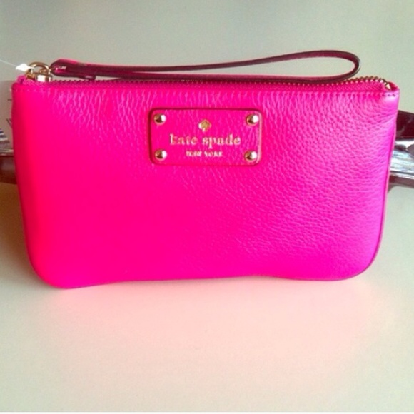 🎀Kate Spade Wristlet🎀