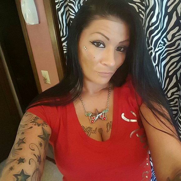 Meet your Posher Lucky Rose!!! - Picture 5 of 5