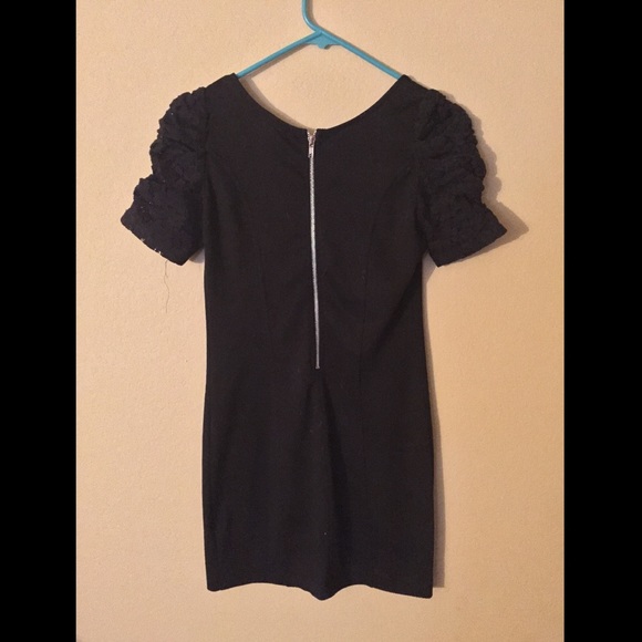 Little black dress - Picture 2 of 4