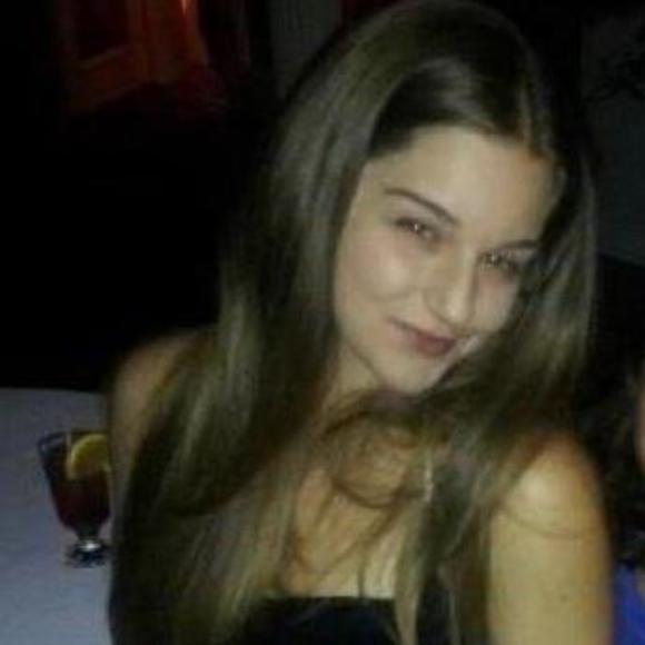 Meet your Posher, Nina