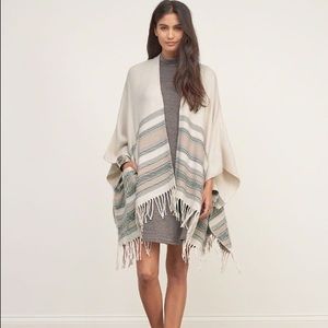 A&F BLANKET SWEATER