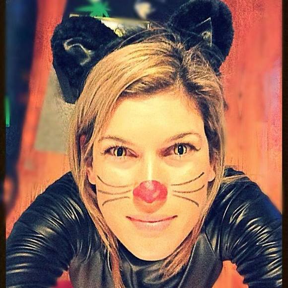 Meet your Posher, Shirly - Picture 1 of 1