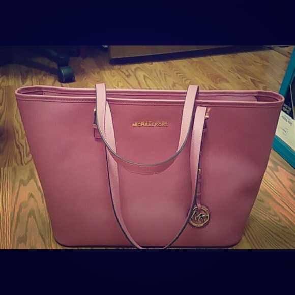Michael Kors pink purse!