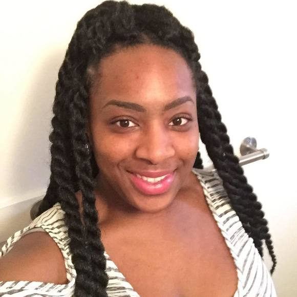 Meet your Posher, Shaniqua - Picture 1 of 1