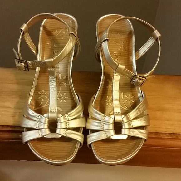 Kenneth Cole Gold Wedges