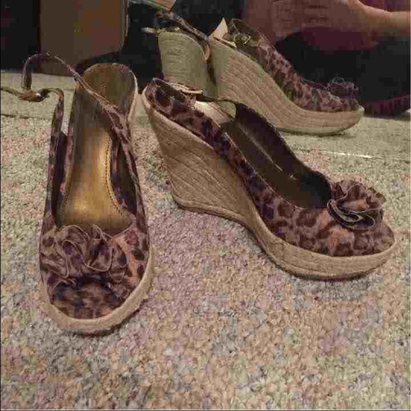 New cheetah print Xhilaration wedges size 8.5